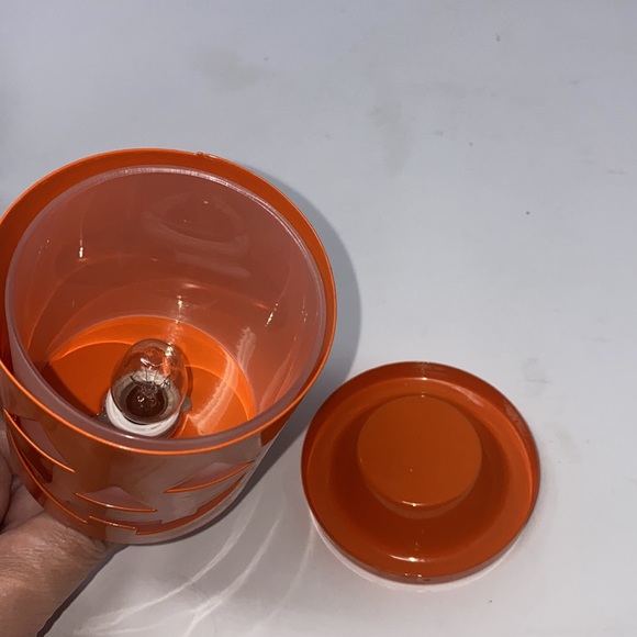 Tuscany Candle Orange Metal Pumpkin‎ Tabletop Wax Warmer - Picture 7 of 10